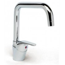 Rubinetto miscelatore monocomando per lavello cucina con bocca laterale girevole e rompigetto FDA Eko - 
