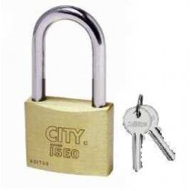 Lucchetto City Basic ottone ARCO LUNGO 25mm ISEO - Iseo lucchetto City Basic Aditus, arco lungo, corpo in ottone, fornito con 2