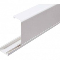 Canalina tipo battiscopa 2 mt mm 32x88 Avorio VEMER SPA - Canalina a battiscopa che consente una pratica installazione dell'imp